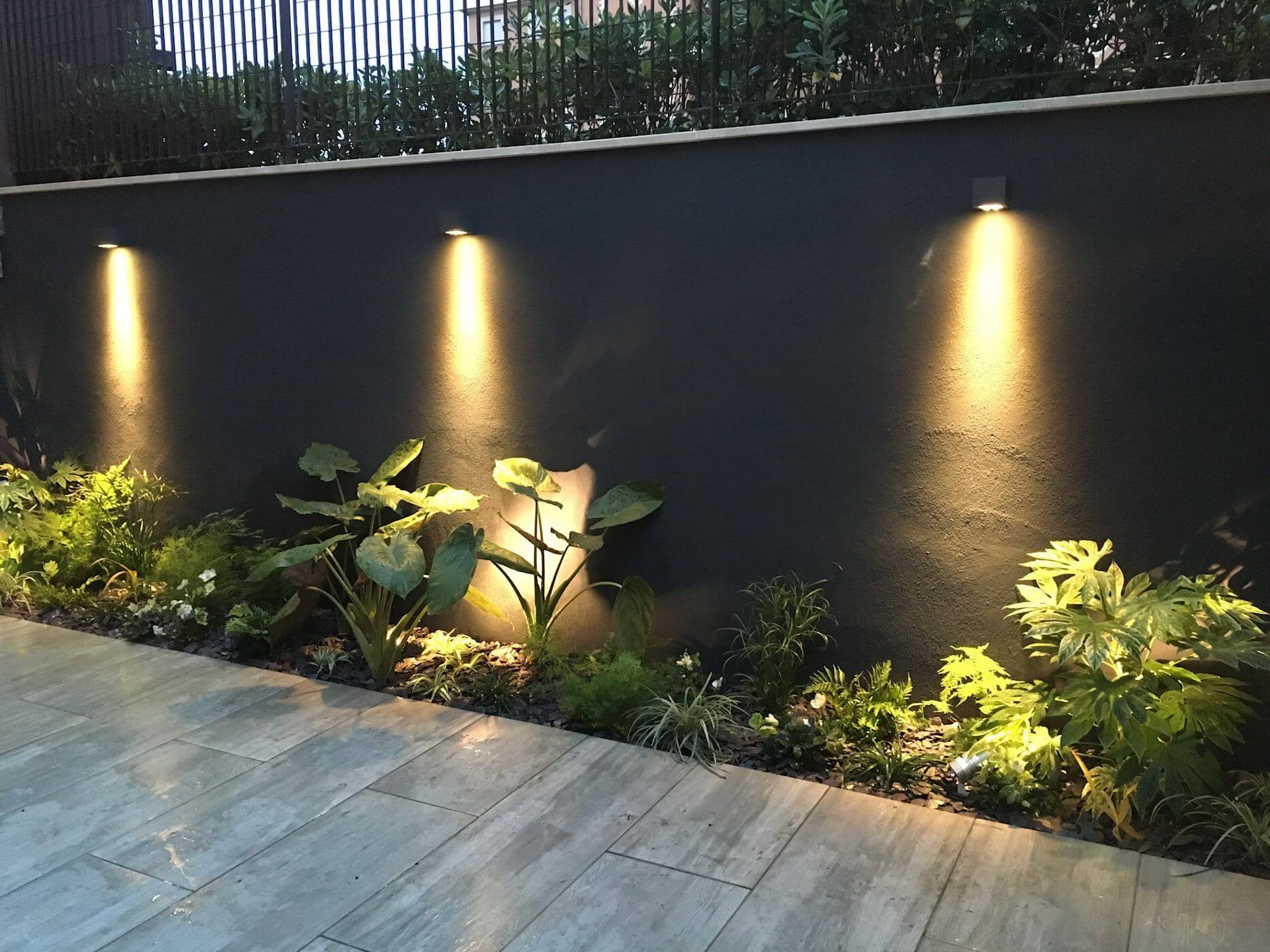 ÉSTAS SON LAS IDEAS QUE NECESITAS PARA ILUMINAR TU PATIO EN LA NOCHE